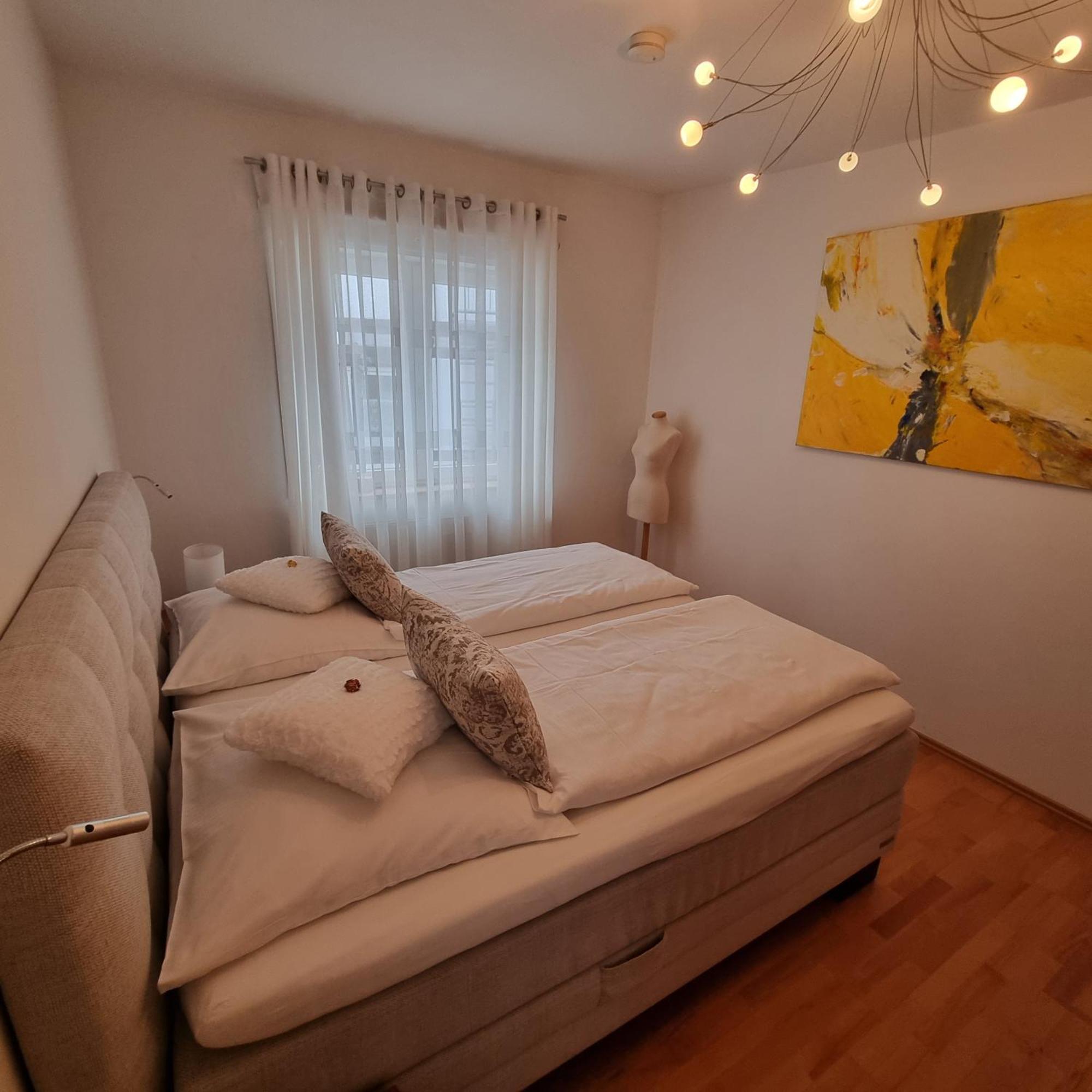 Ferienwohnung Janus Altstadt-Hameln Haus 2 Inklusive Parkplatz - Mit Und Ohne Terrasse Oder Loggia ハーメルン エクステリア 写真