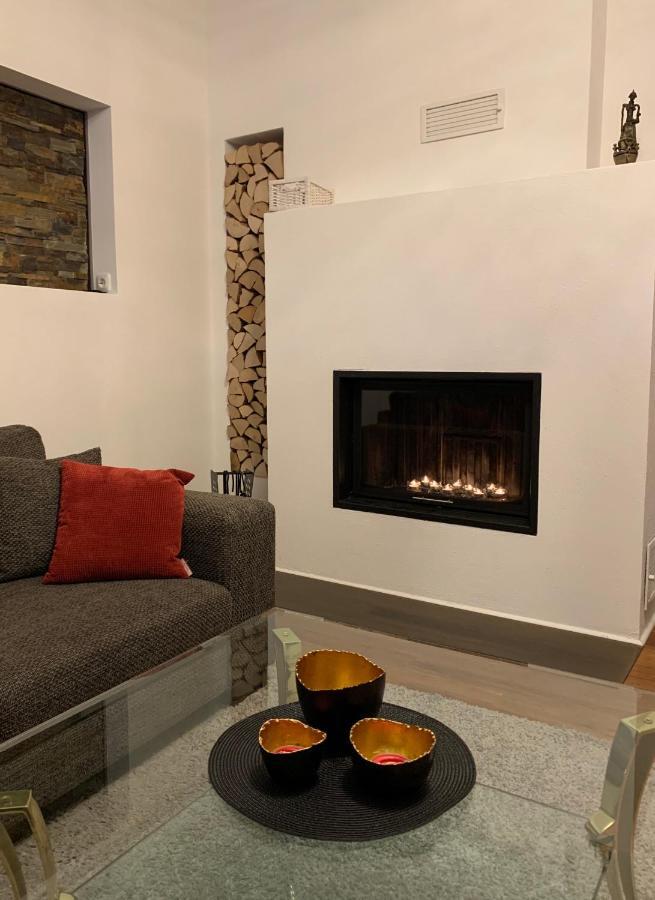 Ferienwohnung Janus Altstadt-Hameln Haus 2 Inklusive Parkplatz - Mit Und Ohne Terrasse Oder Loggia ハーメルン エクステリア 写真